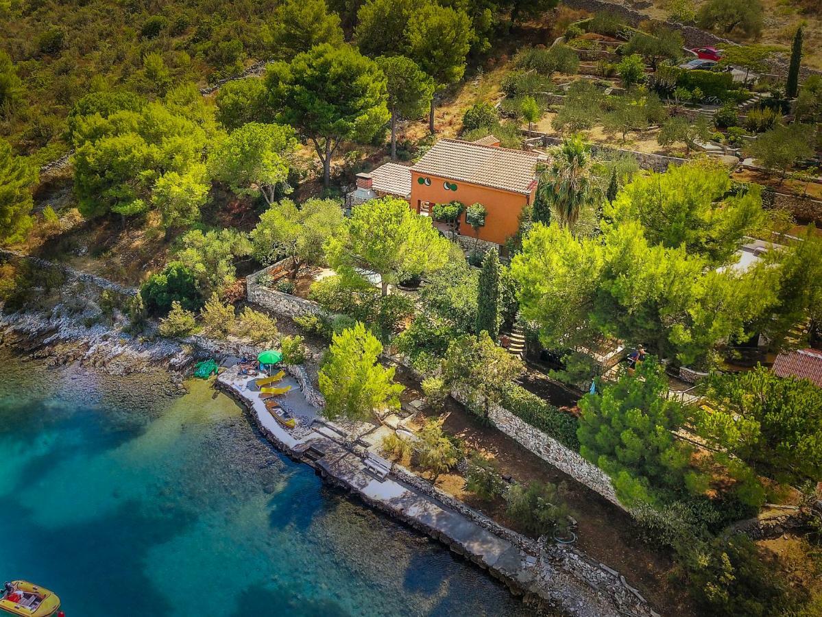 Kuca Za Odmor Pecilovo Villa Vinišće Exterior foto