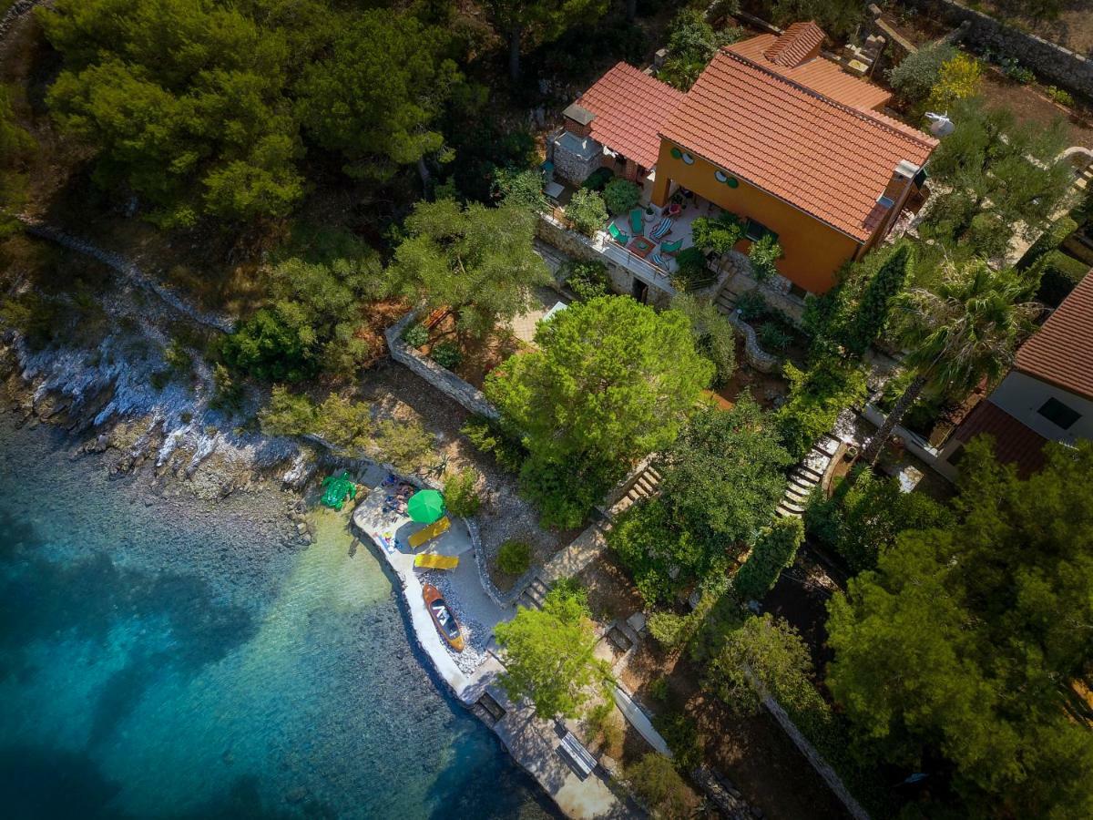 Kuca Za Odmor Pecilovo Villa Vinišće Exterior foto